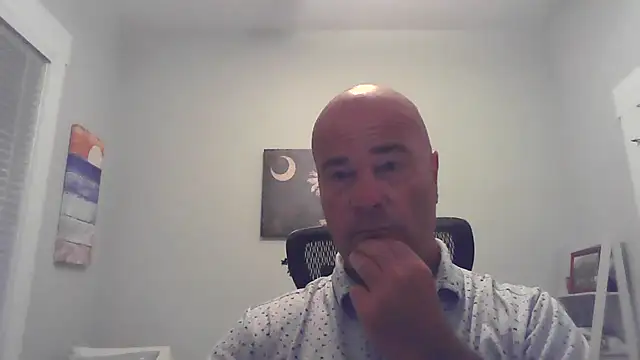 Snapshot of cyclone1212 chatting on 07-27-26, 10:22 cyclone1212 online show from 07-27-26, 10:22