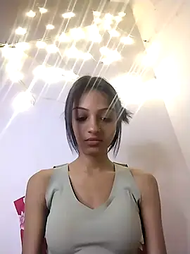 Your-Kitkat online show from 11-18-25, 07:40