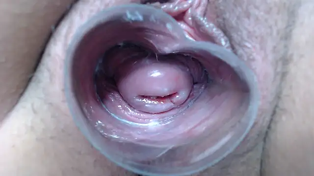 Snapshot of Princess_pussy01 chatting on 12-20-25, 08:49 Princess pussy01 online show from 12-20-25, 08:49