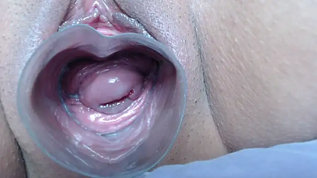 Snapshot of Princess_pussy01 chatting on 02-27-26, 08:53 Princess pussy01 online show from 02-27-26, 08:53