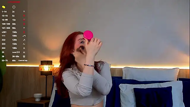 Nora  Ray online show from 04-16-26, 07:36