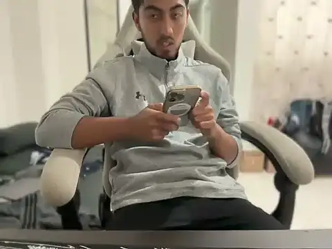 millan 32 online show from 10-15-25, 11:05