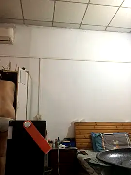 Snapshot of Loer558 chatting on 10-29-25, 11:50 Loer558 online show from 10-29-25, 11:50