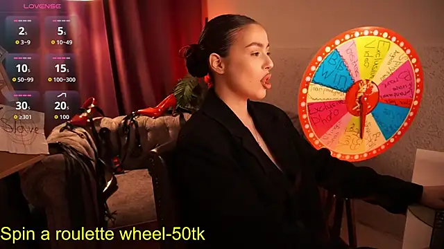 EmiliyaRoude online show from 09-10-25, 01:11