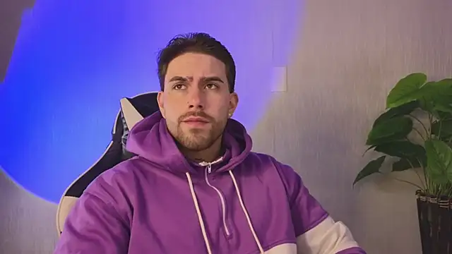 Ades Lowe online show from 11-26-25, 10:38