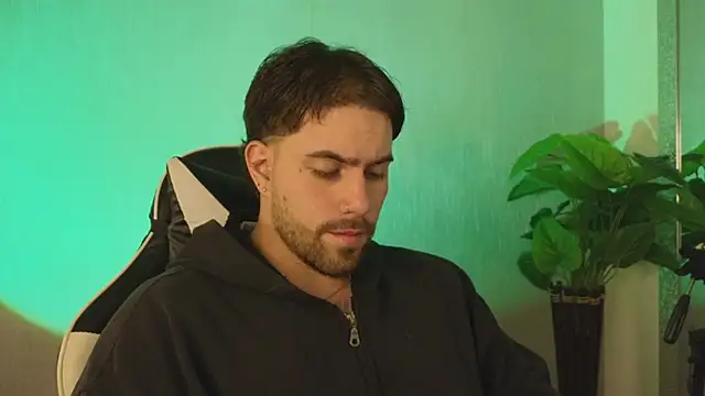 Ades Lowe online show from 12-03-25, 11:08