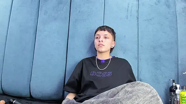 Snapshot of Megan_Thompson_ chatting on 02-19-26, 02:18 Megan Thompson online show from 02-19-26, 02:18