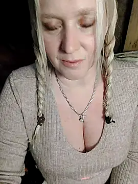 Bouncy-Bella28X online show from 09-11-25, 01:22