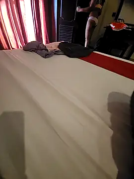 Snapshot of slfemale chatting on 09-11-25, 09:42 slfemale online show from 09-11-25, 09:42