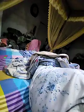 Snapshot of slfemale chatting on 09-26-25, 05:28 slfemale online show from 09-26-25, 05:28