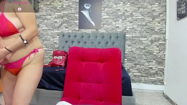 Snapshot of PenelopeDawson chatting on 11-11-25, 12:27 PenelopeDawson online show from 11-11-25, 12:27