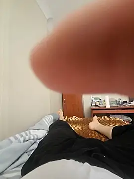 Snapshot of reallove78 chatting on 10-22-25, 11:21 reallove78 online show from 10-22-25, 11:21