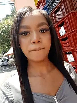 Snapshot of Kaylee_D__ chatting on 09-25-25, 04:00 Kaylee D   online show from 09-25-25, 04:00