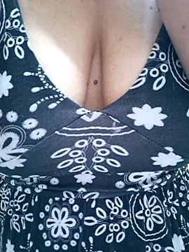 SweettyNaugthy online show from 11-28-25, 07:33