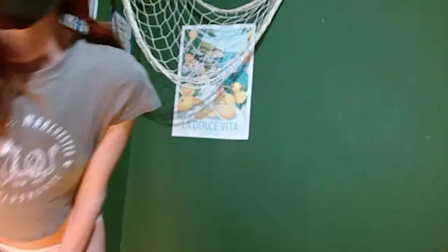 Snapshot of Roxiehood chatting on 09-25-25, 01:53 Roxiehood online show from 09-25-25, 01:53