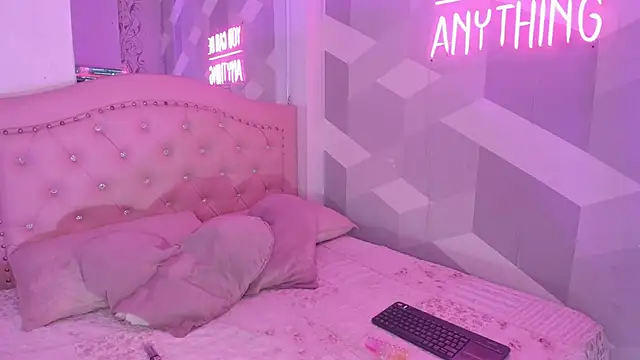 Snapshot of BiancaShermann chatting on 02-03-26, 08:47 BiancaShermann online show from 02-03-26, 08:47