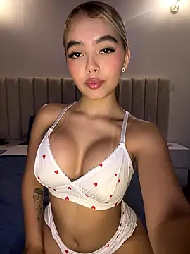 Mia Roswell online show from 01-07-26, 11:18