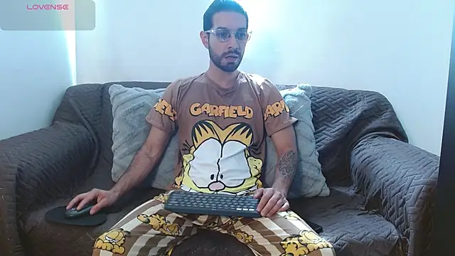 ReyPablo1 online show from 11-02-25, 02:08