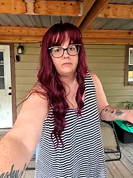 Snapshot of valeriejane chatting on 10-28-25, 08:22 valeriejane online show from 10-28-25, 08:22