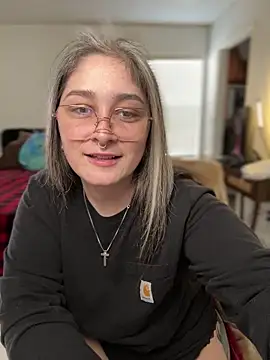 Snapshot of Alix_Valentine chatting on 02-05-26, 05:28 Alix Valentine online show from 02-05-26, 05:28