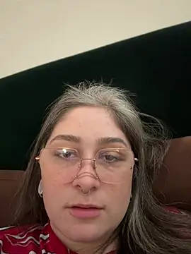 Snapshot of Alix_Valentine chatting on 02-15-26, 07:21 Alix Valentine online show from 02-15-26, 07:21