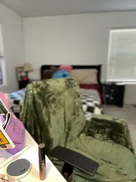 Snapshot of Alix_Valentine chatting on 02-19-26, 03:52 Alix Valentine online show from 02-19-26, 03:52