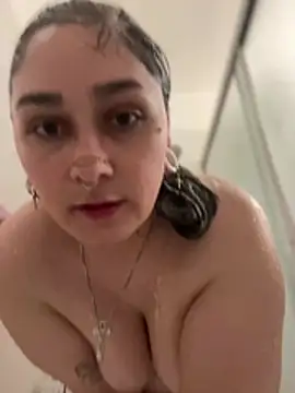 Snapshot of Alix_Valentine chatting on 02-28-26, 05:19 Alix Valentine online show from 02-28-26, 05:19