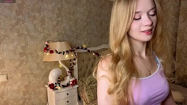 Emma Frosty online show from 12-20-25, 09:55