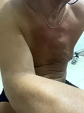 Unique X perience online show from 09-13-25, 03:17