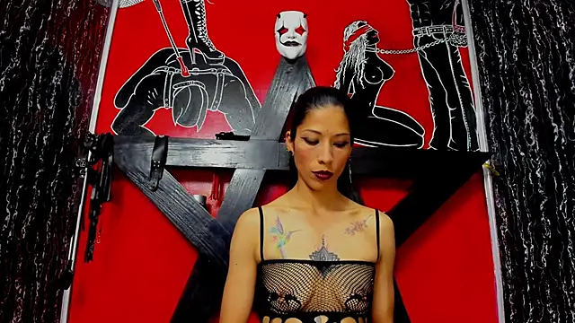 Snapshot of damian_and_tiana chatting on 02-17-26, 04:42 damian and tiana online show from 02-17-26, 04:42