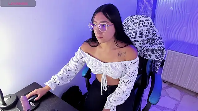 Snapshot of miaa_scott7 chatting on 10-03-25, 01:08 miaa scott7 online show from 10-03-25, 01:08