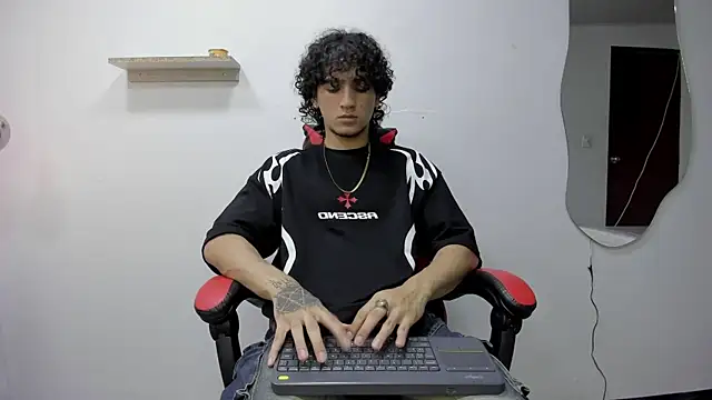 JackesTaylor online show from 11-05-25, 05:07