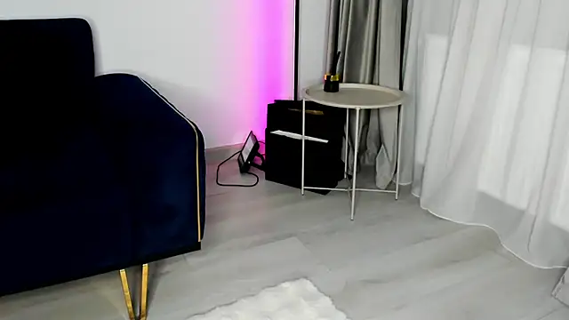 Snapshot of SluttyMaddy chatting on 01-09-26, 11:39 SluttyMaddy online show from 01-09-26, 11:39