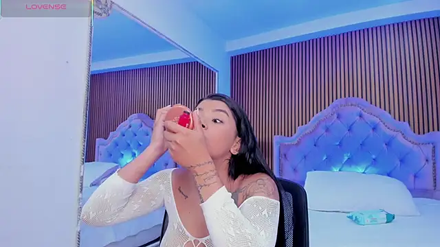 SelenaStonne online show from 10-25-25, 07:52