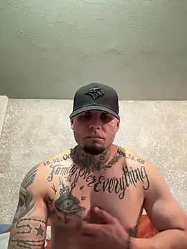 Snapshot of crazybarber69 chatting on 09-21-25, 12:01 crazybarber69 online show from 09-21-25, 12:01