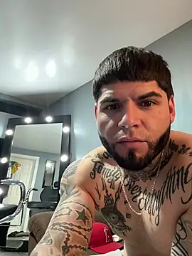 Snapshot of crazybarber69 chatting on 02-08-26, 03:48 crazybarber69 online show from 02-08-26, 03:48