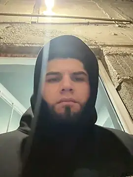 Snapshot of crazybarber69 chatting on 02-18-26, 05:31 crazybarber69 online show from 02-18-26, 05:31