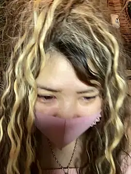 xoxLILxMELOxox online show from 11-02-25, 04:31