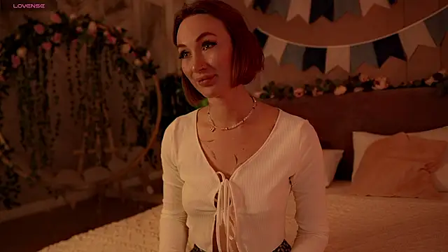 Serena Waldarf online show from 09-30-25, 04:56