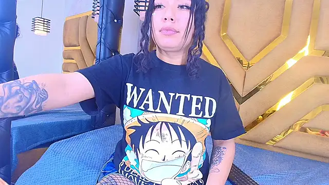 Snapshot of Soleil_66 chatting on 01-17-26, 04:33 Soleil 66 online show from 01-17-26, 04:33