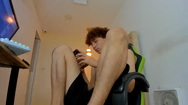 Darkknightx01 online show from 11-30-25, 11:53