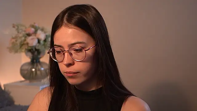 Snapshot of ywixos chatting on 02-07-26, 03:16 ywixos online show from 02-07-26, 03:16