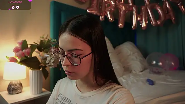 Snapshot of ywixos chatting on 02-20-26, 03:01 ywixos online show from 02-20-26, 03:01