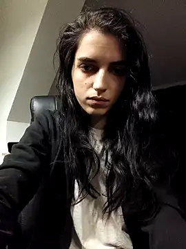 SweetMelodyZ online show from 10-26-25, 05:13