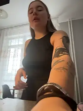 StephanieMur online show from 01-10-26, 04:14