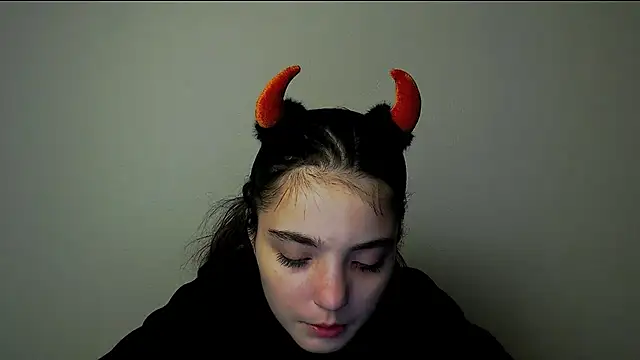 Sun Shine   online show from 10-16-25, 09:49