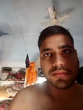 Snapshot of Desirock001 chatting on 09-21-25, 02:02 Desirock001 online show from 09-21-25, 02:02