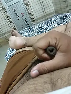 Snapshot of brownbear6 chatting on 09-20-25, 01:34 brownbear6 online show from 09-20-25, 01:34