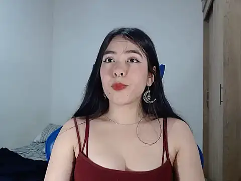 EloiseJun online show from 11-02-25, 10:23