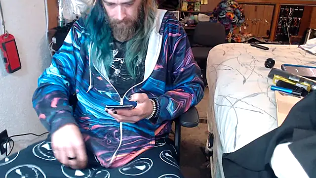 Snapshot of thejuicybacon chatting on 10-10-25, 03:44 thejuicybacon online show from 10-10-25, 03:44
